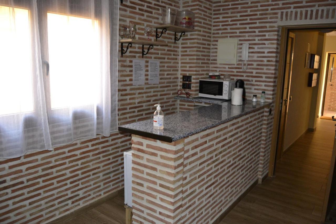 Apartamentos "Casa Rural De Aldea" Aldea del Fresno Екстериор снимка