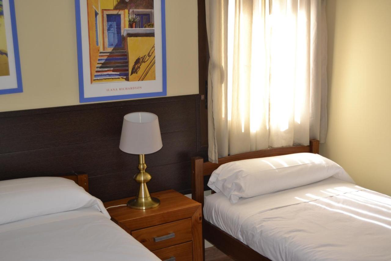 Apartamentos "Casa Rural De Aldea" Aldea del Fresno Екстериор снимка