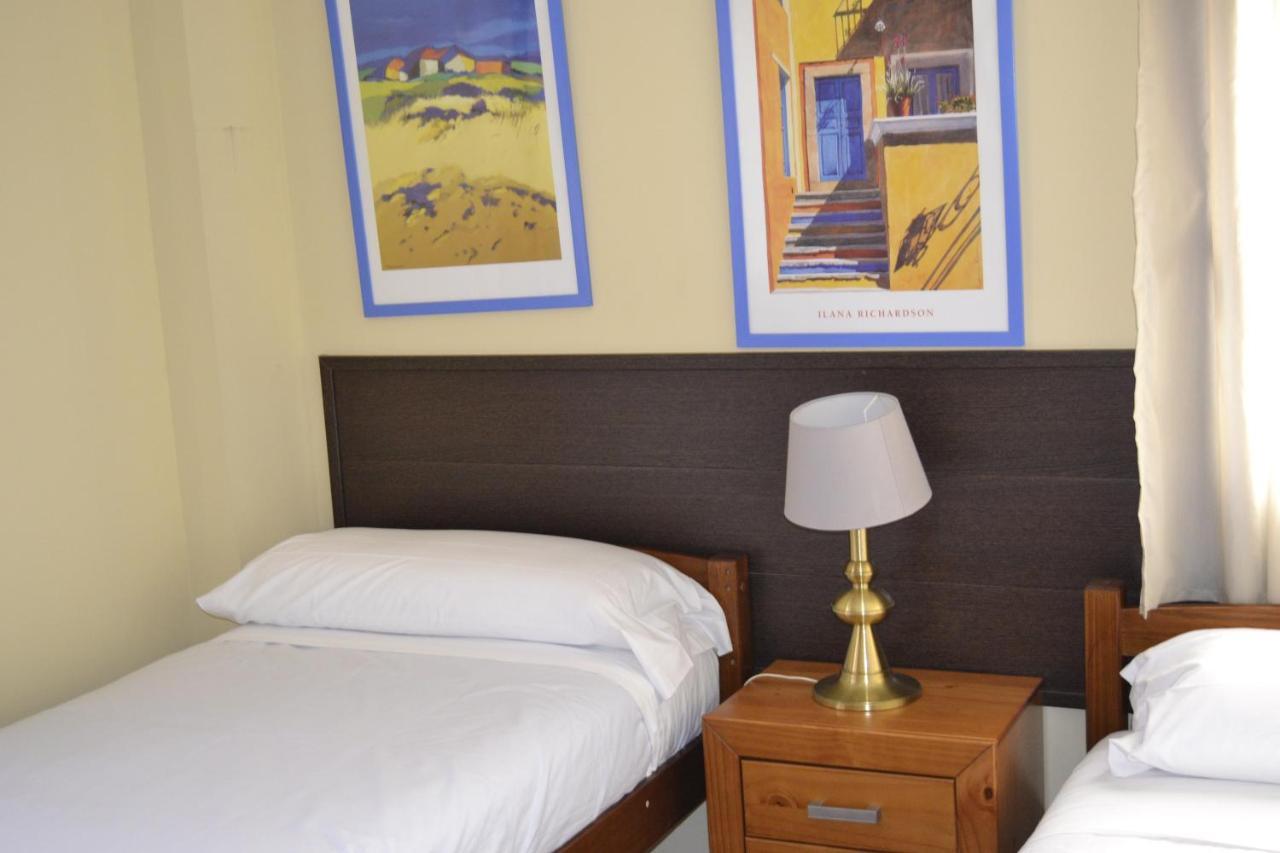 Apartamentos "Casa Rural De Aldea" Aldea del Fresno Екстериор снимка