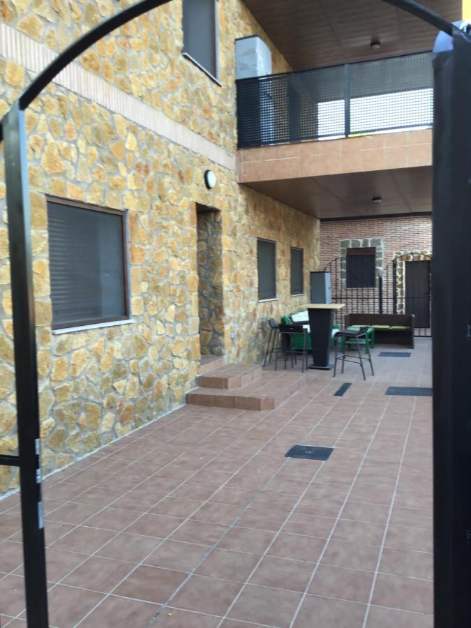 Apartamentos "Casa Rural De Aldea" Aldea del Fresno Екстериор снимка